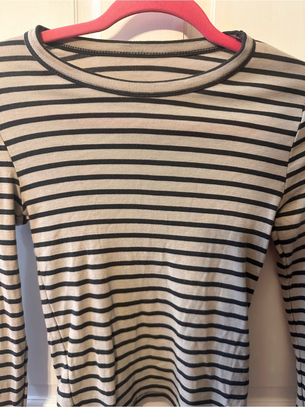 BDG Urban Striped Long-Sleeve Crewneck Top in Grey and Dark Grey. Size small. - Picture 5 of 6